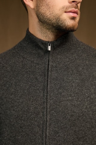 Cárdigan 100 % cachemir - Cuello de pico. - Gris
