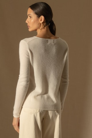 Jersey Shannon 100 % cachemir, 2 hilos - Cuello de pico. - Crudo