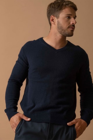 Jersey Alexander 100 % cachemir, 2 hilos - Cuello de pico. - Azul marino