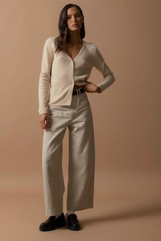 Cárdigan Paige 100 % cachemir, 2 hilos - Cuello de pico. - Beige