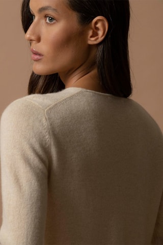 Cárdigan Paige 100 % cachemir, 2 hilos - Cuello de pico. - Beige