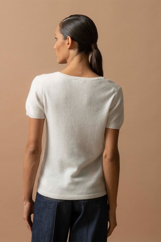 Camiseta Efimia 100 % cachemir, 2 hilos - Cuello de pico. - Crudo