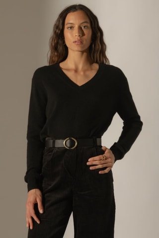 Jersey Kalie 100 % cachemir - Cuello de pico. - Negro