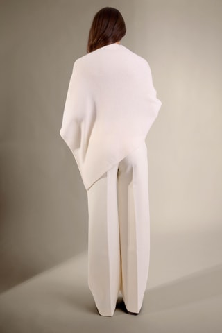Poncho loose Georgia 100 % cachemir, 4 hilos - Cuello barco, 241 gr - Crudo