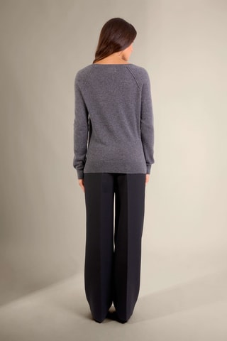 Jersey loose Penelope 100 % cachemir, 4 hilos - Cuello de pico. - Antracita