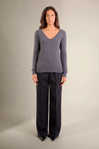Jersey loose Penelope 100 % cachemir, 4 hilos - Cuello de pico. - Antracita