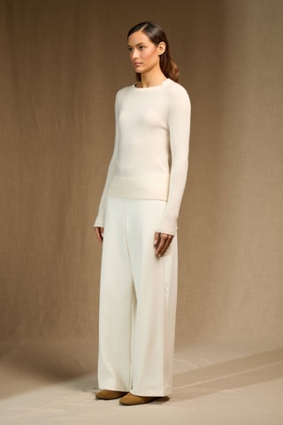Jersey regular fit Whitney 100 % cachemir, 2 hilos - Cuello redondo. - Crudo