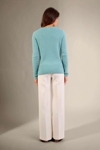 Jersey slim fit Gaby 100 % cachemir, 4 hilos - Cuello de pico, 226 gr - Verde