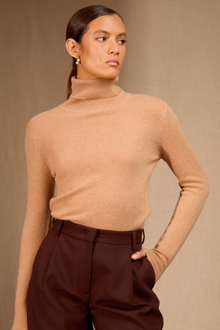 Jersey loose Ashley 100 % cachemir, 4 hilos - Cuello vuelto 241 gr - Marrón claro