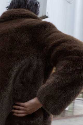Manteau fausse fourrure revers - Beige