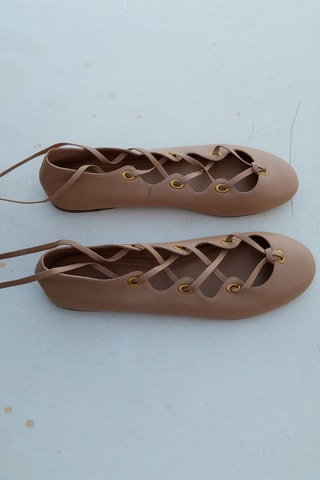 Ballerines cuir lanières croisées - Nude