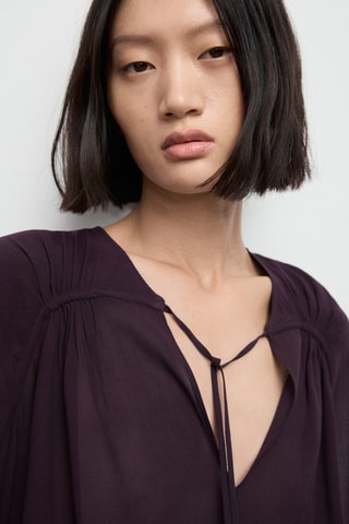 Blouse en gaze avec décolleté et nœud - Bordeaux