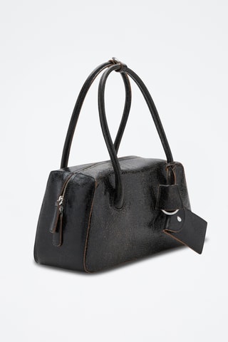 Sac porté épaule en cuir breloques - Noir