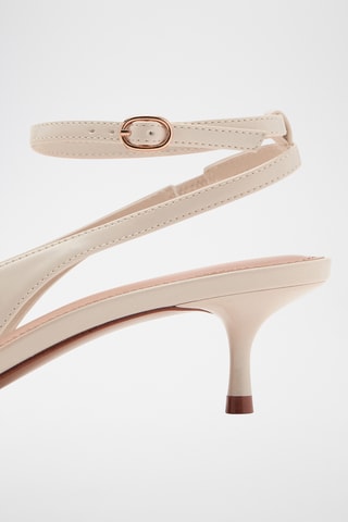 Chaussures pointues talon kitten heel - Beige