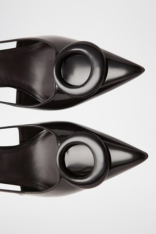 Chaussures à talons vernis avec anneau - Marron
