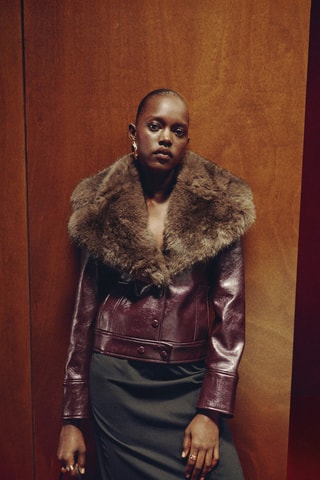 Veste cuir synthétique col fourrure - Rouge