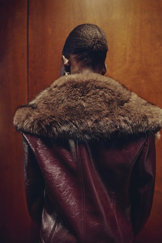 Veste cuir synthétique col fourrure - Rouge