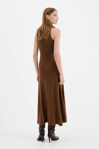 Robe maille col montant broche - Marron