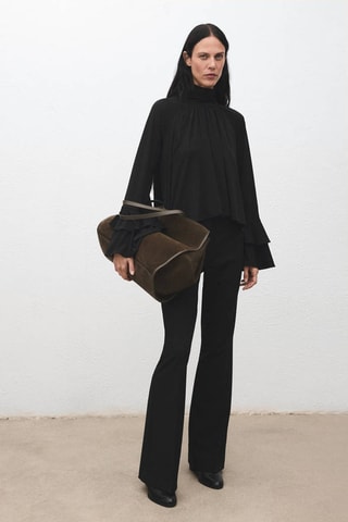 Blouse manches cloche à volants - Noir