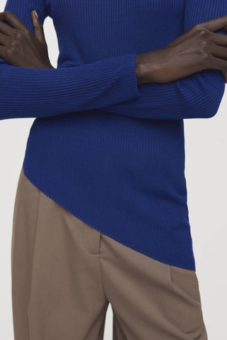 Pull asymétrique col montant - Bleu
