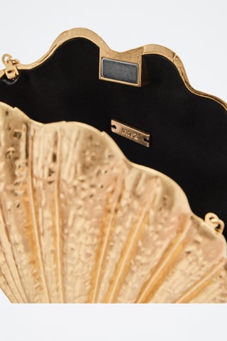 Pochette motif coquillage - Doré