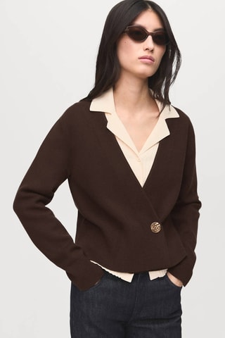 Cardigan croisé bouton bijou - Marron
