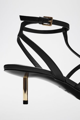 Sandali con tacco in pelle - Nero