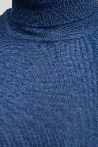 Pull 50% laine et 50% acrylique - Col roulé - Bleu