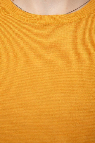 T-shirt 35% cachemire, 35% soie et 30% laine - Orange