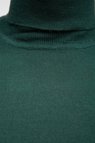 Pull 50% laine et 50% acrylique - Col roulé - Vert