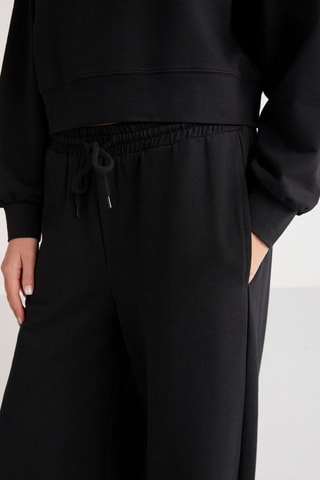 Sudadera y pantalón regular fit - Negro