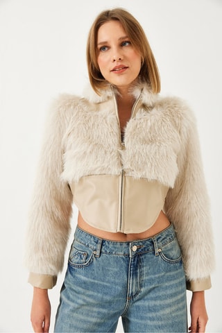 Chaqueta corta - Beige