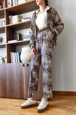 Sudadera con capucha y pantalón de tiro alto regular fit - Marrón