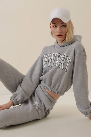 Sudadera corta con capucha - Gris