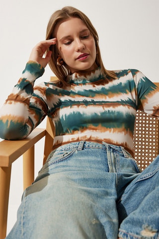 Top - Beige y verde oscuro
