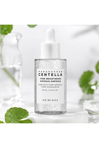 Ampul glanzend gezicht Madagascar Centella Tone Brightening Capsule - 30 ml