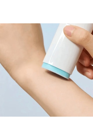 Zonbescherming met hyaluronzuur en centella Silky-fit SPF 50+ / PA++++ - 20 g