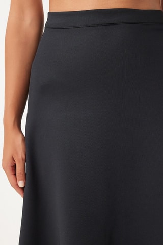 Falda midi de talle alto - Negro