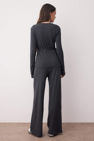 Top cruzado y pantalón - Gris