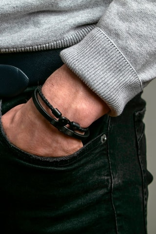 2 bracelets en cuir