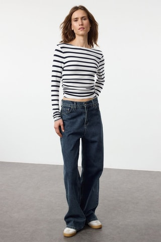 Top - Blanco y azul