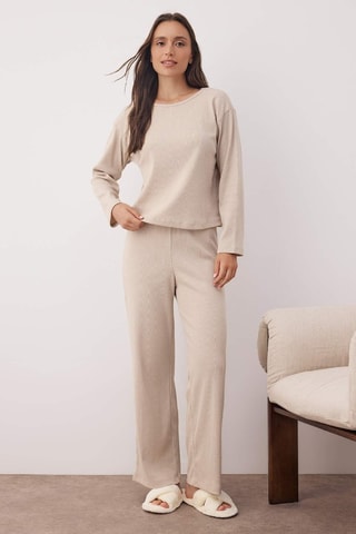 Top y pantalón relaxed - Beige