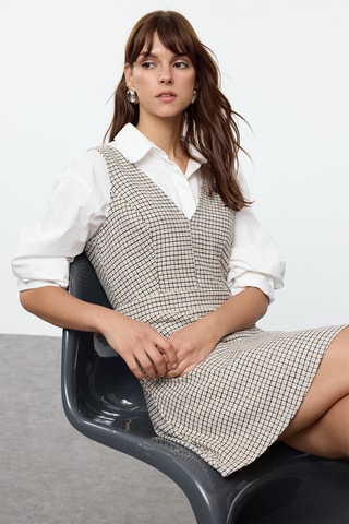 Vestido evasé - Beige