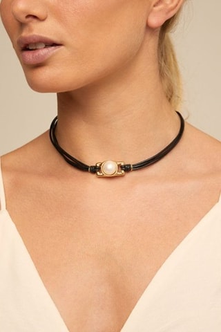 Ketting met Meerdere Rijen - Leer, Doublé Geelgoud en Vergulde Parel