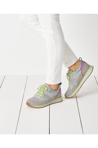 Sneakers in pelle - Grigio chiaro