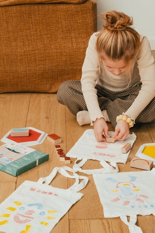 Tampons chiffres et lettres majuscules en bois - 44 pièces - Dès 3 ans