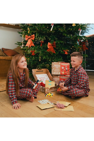 Box créative de loisirs créatifs de Noël Christmas Box - 7 pièces - Dès 4 ans