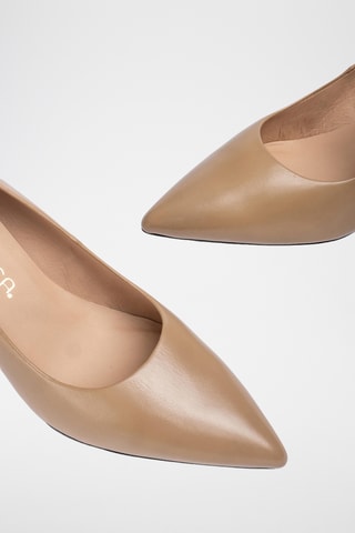 Zapatos de piel de tacón - Beige