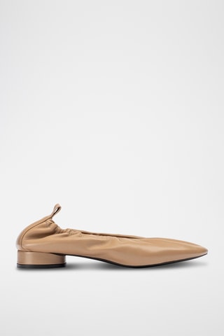 Bailarinas de piel de tacón - Beige