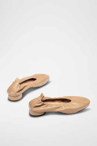 Bailarinas de piel de tacón - Beige